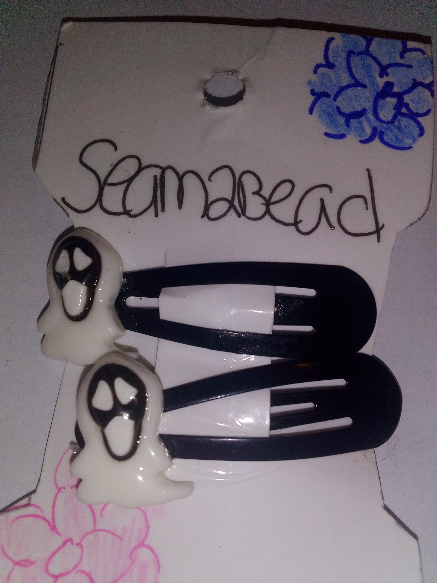 White skinny ghost with black face ( black clip)