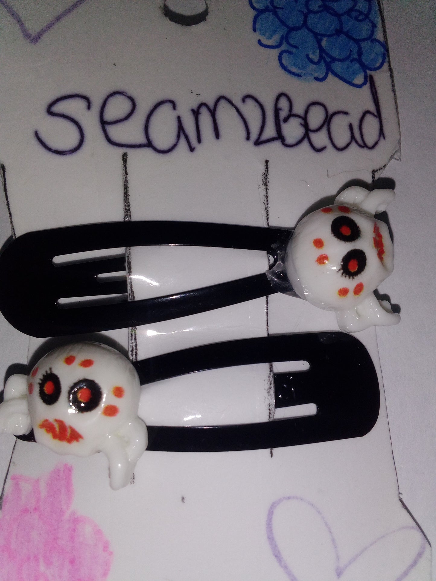White skull spider