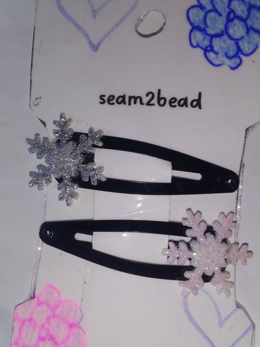 White/gray glitter snowflakes