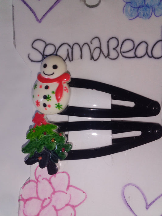 Flat snow man with Xmas tree with red star