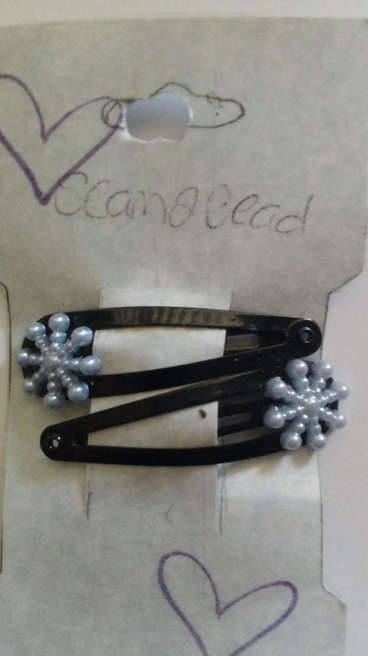 Black hair clip