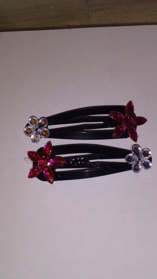 Black hair clip