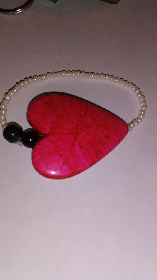 String bracelet valentine heart