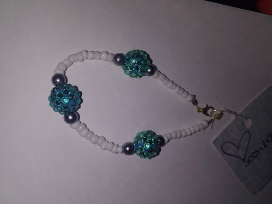 Wire bracelet